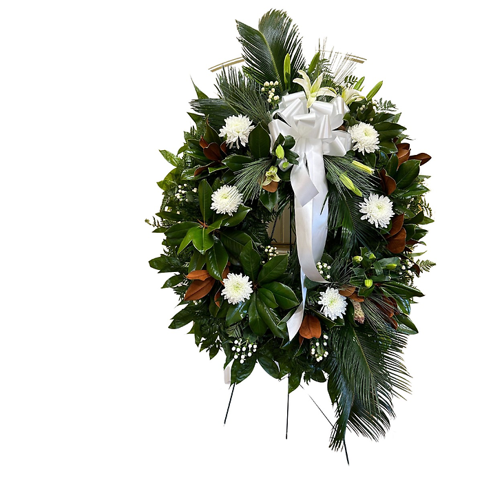Fresh Magnolia & Fresh Saga Palm Wreath